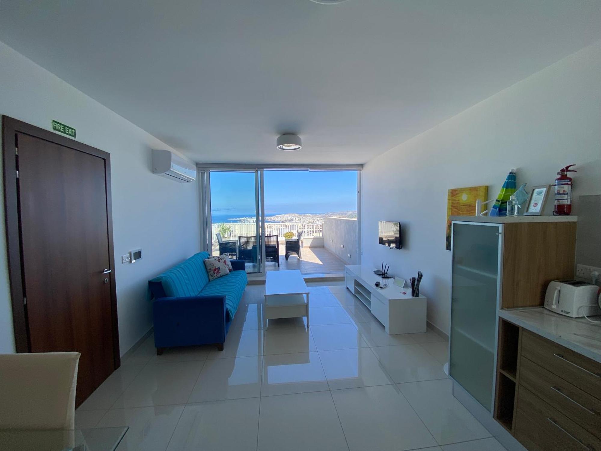 Sunshine - Modern Two Bedroom Penthouse With Terrace Apartament